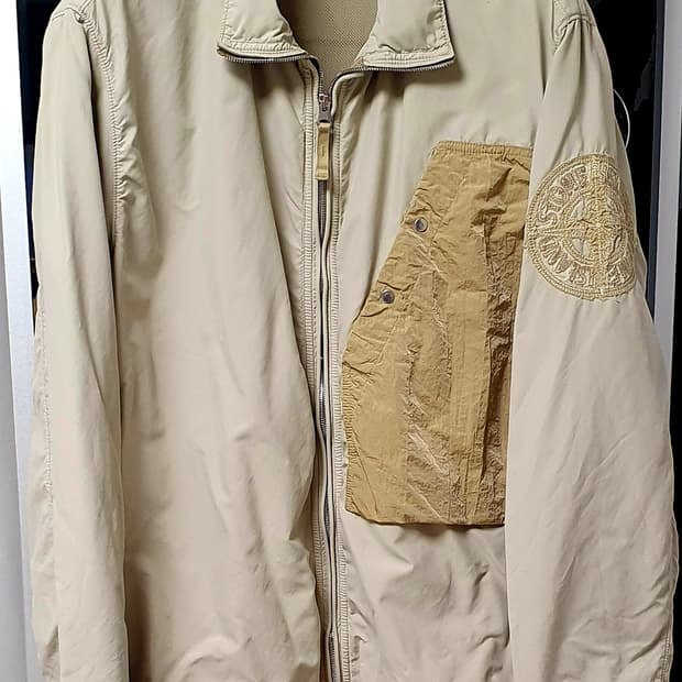 매장판)스톤아일랜드 24FW 브러쉬드 나일론 오버셔츠 XL