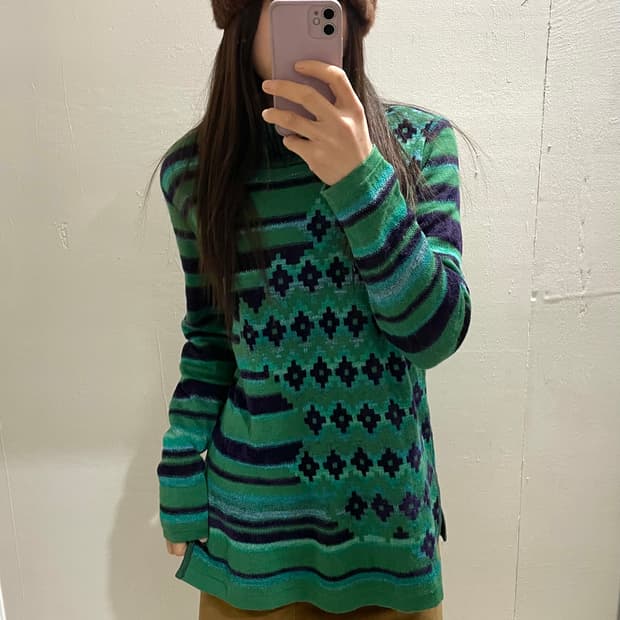 CARVEN까르벵 하이넥 오픈 니트