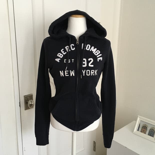 아베크롬비 슬림핏 로고 후드집업 네이비