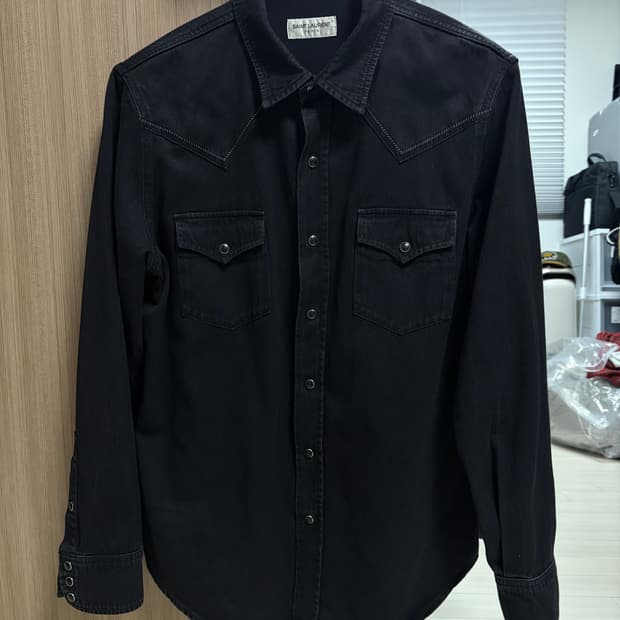 생로랑 웨스턴 백로고 워싱셔츠