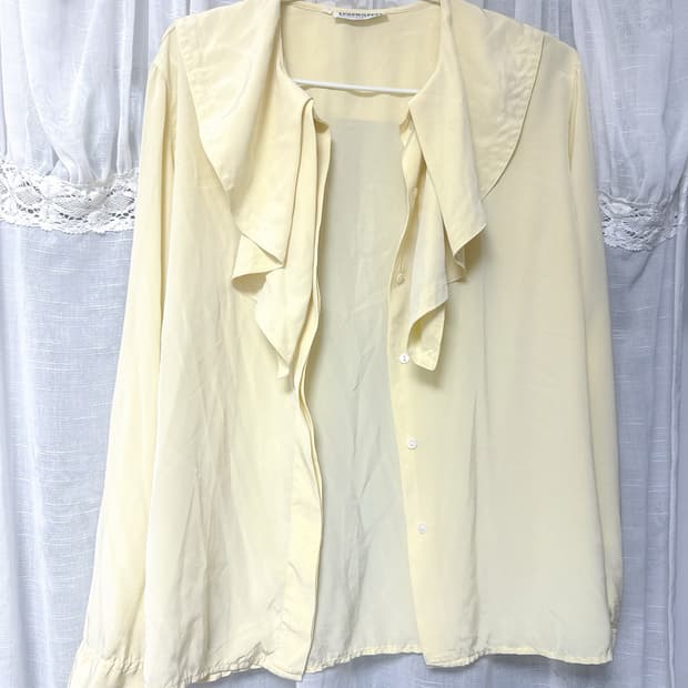 Oree 오르에 빈티지 러플 블라우스 vintage blouse
