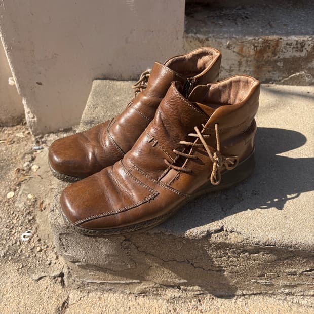 Buffalo 사이드 지퍼 레더 컴포트 부츠 230