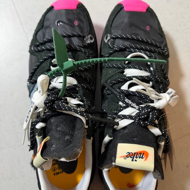 나이키 오프화이트 줌 테라 카이거 블랙핑크 280 