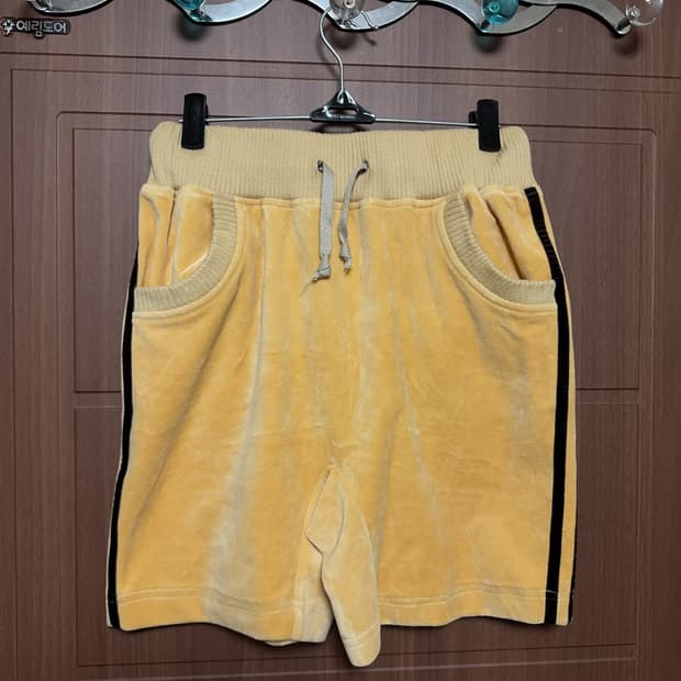 빈티지 아노깔 아디다스 나이키 옐로우 골드 트레이닝 트랙팬츠 반바지