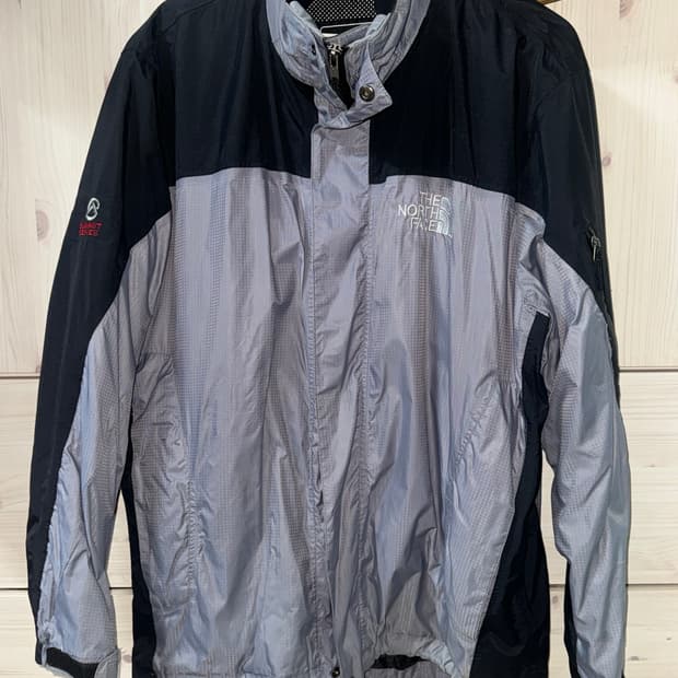 노스페이스 차콜 배색 바람막이 m