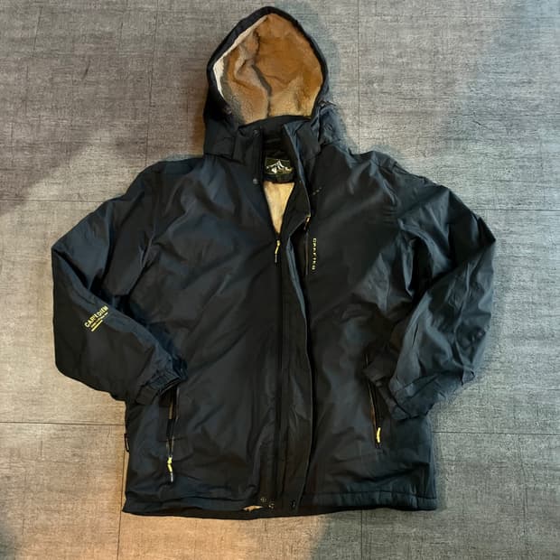 Outdoor 아웃도어 올드스쿨스트릿 양털봄버자켓