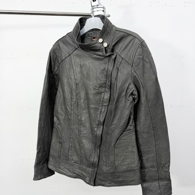 Danier diagonal genuine leather jacket