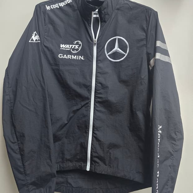 르꼬끄X밴츠 협업 싸이클링 경량 바람막이 100 한정퍈