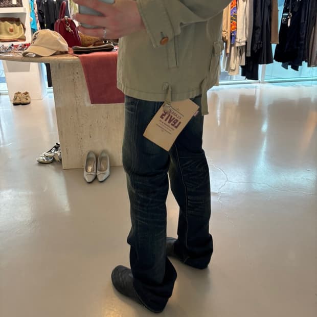 (New) Levis 502 Jeans