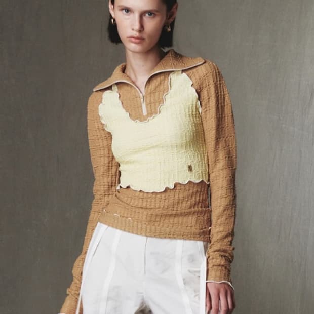 기준 KIJUN 하프 집업 링클 하이넥 탑