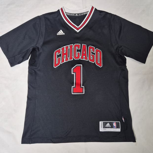 시카고 불스 얼트 데릭 로즈 유니폼 팝니다 