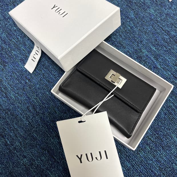 YUJI 지갑 새상품