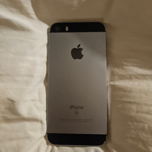 아이폰se1 128기가 배터리성능100프로