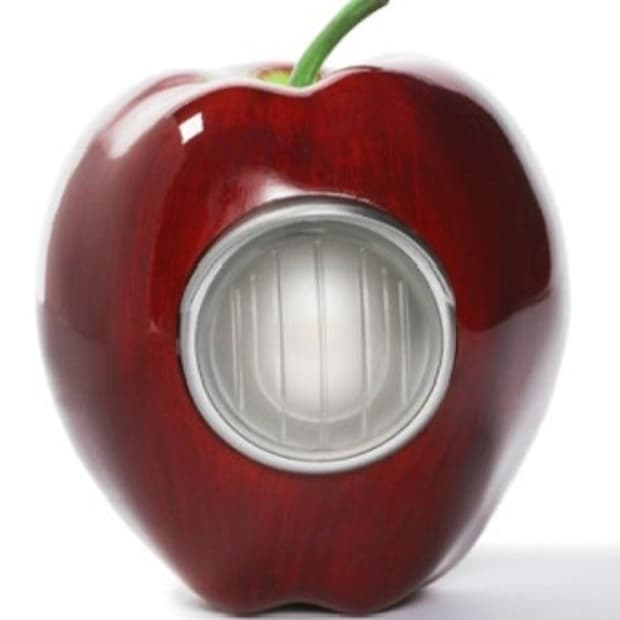 언더커버 x 메디콤토이 길애플 