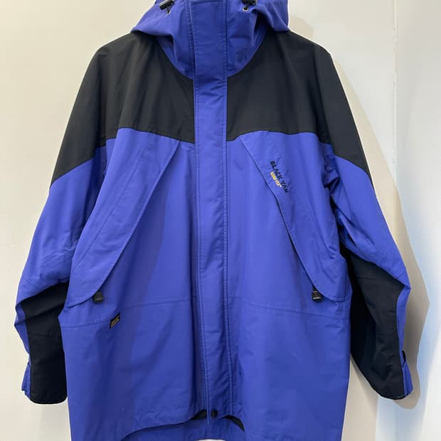 105) 블랙야크 고어텍스 바람막이 등산복 청보라
