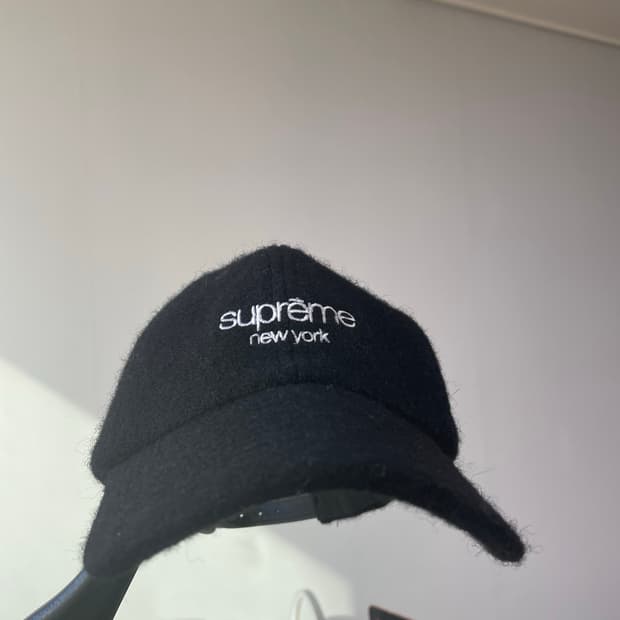 슈프림 해리스트위드 24FW 볼캡