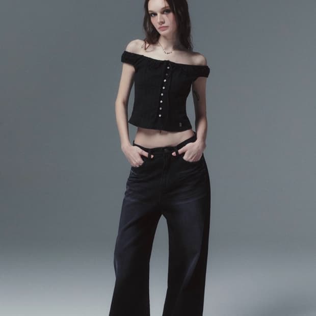 [새상품] 이네기 블라우스 Faye Strap Blouse (black)
