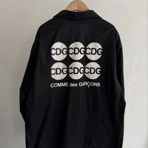 COMMEdesGARCONS 꼼데가르송 CDG 블랙컬러 써클로고 코치 자