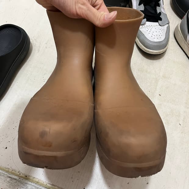 보테가베네타 퍼들 부츠 40