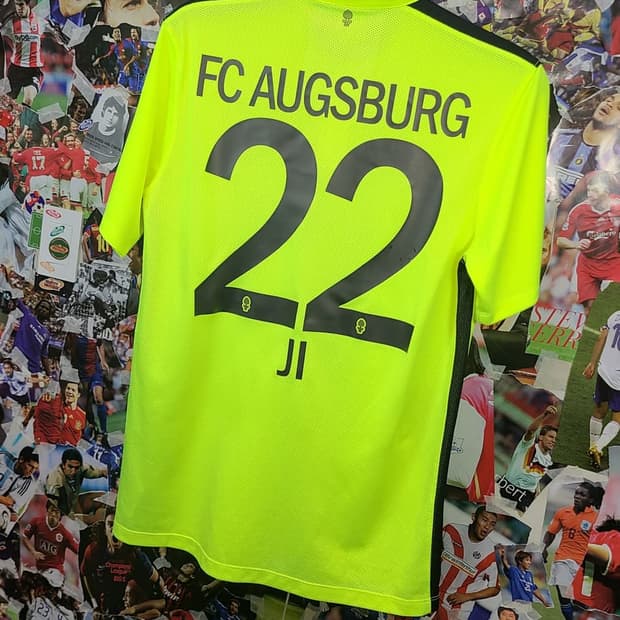 아우크스부르크 16-17 지동원 유니폼