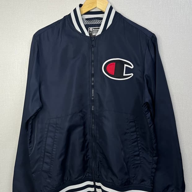 챔피온 빅로고 네이비 야구 점퍼