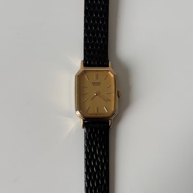 1980s Gold Square Ladies Quartz