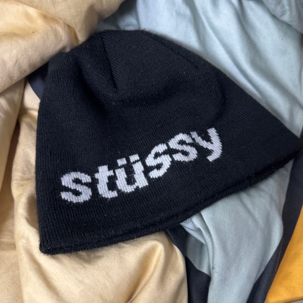 [OS] 스투시 헬베티카 비니