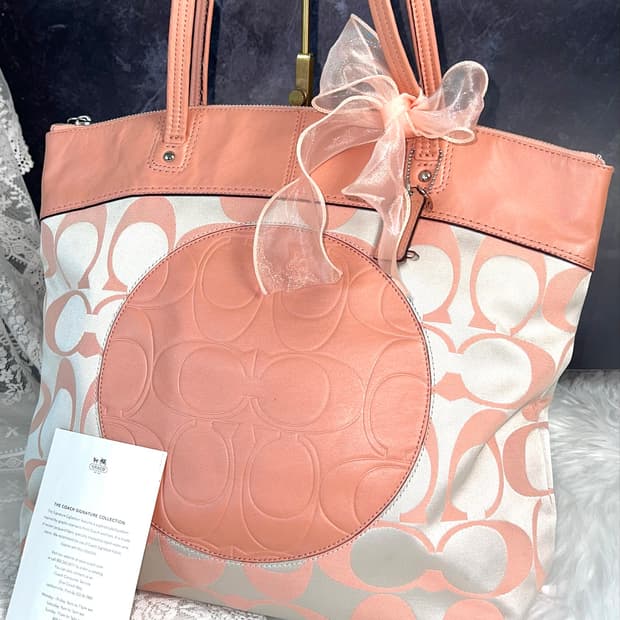 Coach Rare Peach Archive Signature Tote