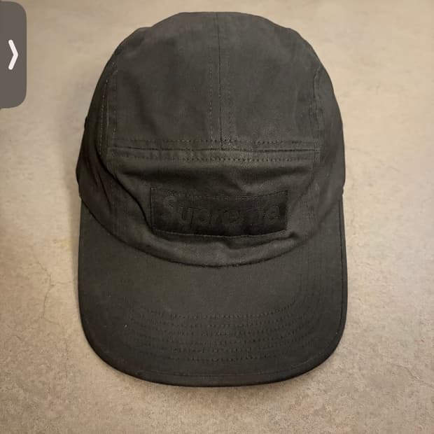 슈프림 x MM6 메종 마르지엘라 페인티드 캠프캡 블랙