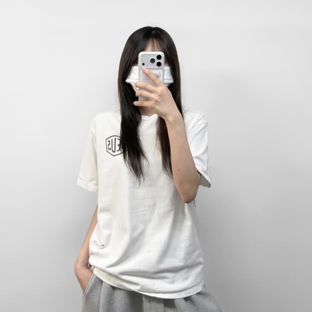 데우스엑스마키나 서울 어드레스 반팔티 화이트