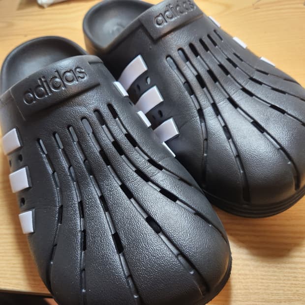 아디다스 아딜렛 클로그 265