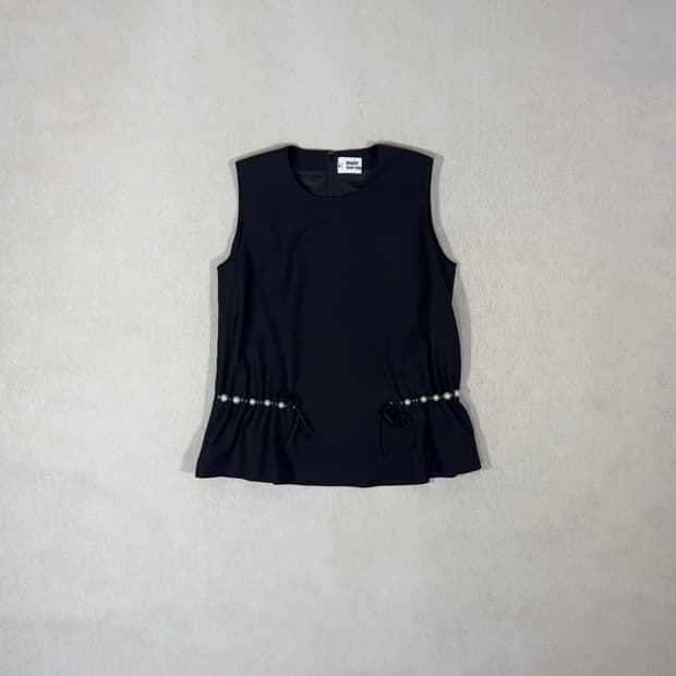 Pearl Beads Black Vest