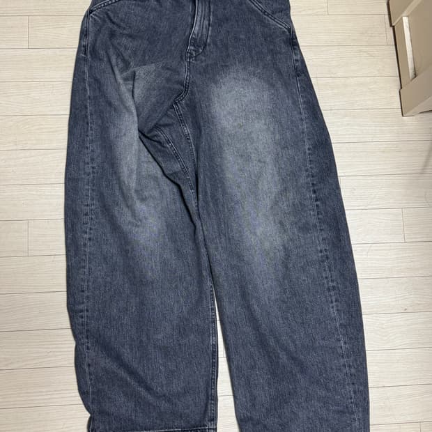 해칭룸 와이드 커브 진 