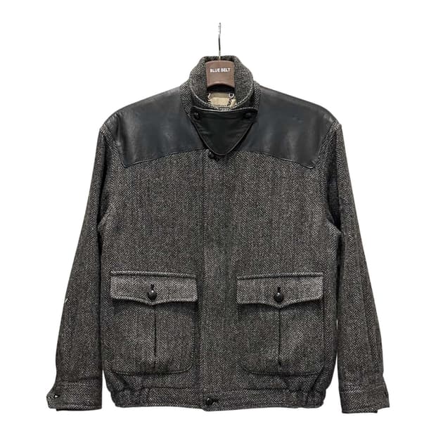 버버리 헤링본 울 자켓 레더 숄더 요크 투포켓 하이넥 디테일 그레이