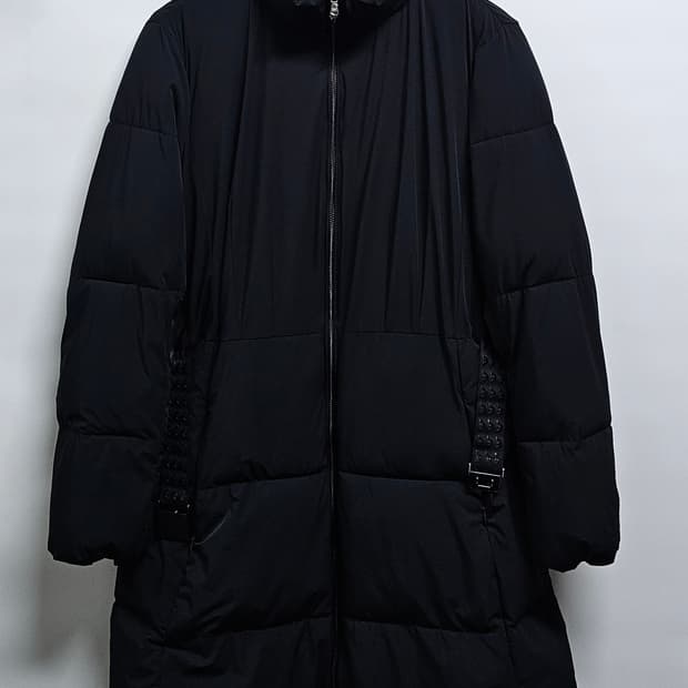 엠포리오 아르마니 벨티드 코트패딩 42(55)