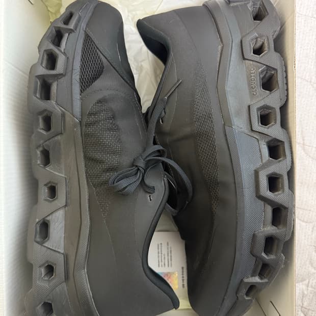 온 러닝 x 포스트 아카이브 팩션 (파프) 클라우드몬스터 2 블랙 마그넷