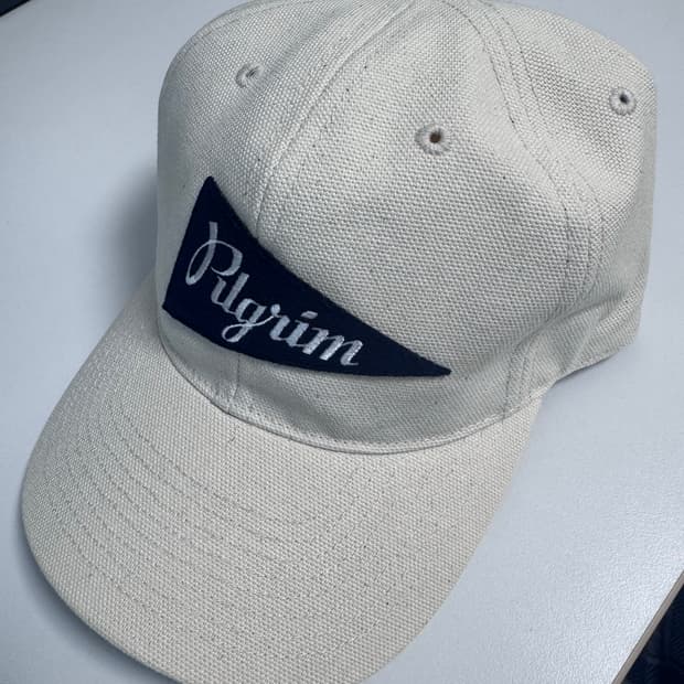 필그림(pilgrim) 크림색 모자