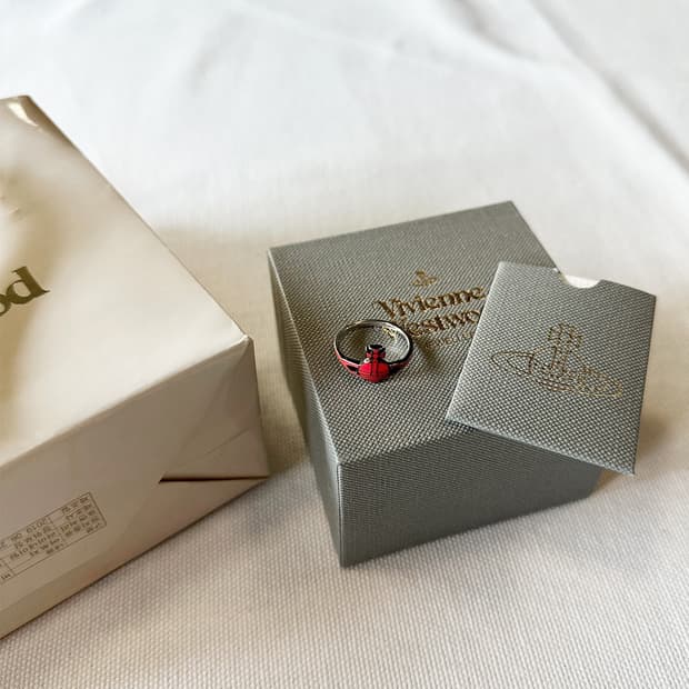 VIVIENNE WESTWOOD red band ring
