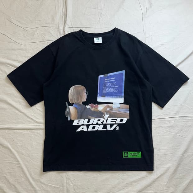 ADLV X BURIED ALIVE 아크메드라비 반팔티 블랙