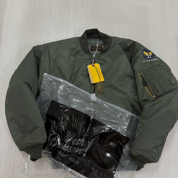 [XXL]브론슨 ma-1 중국판 새상품 판매합니다.