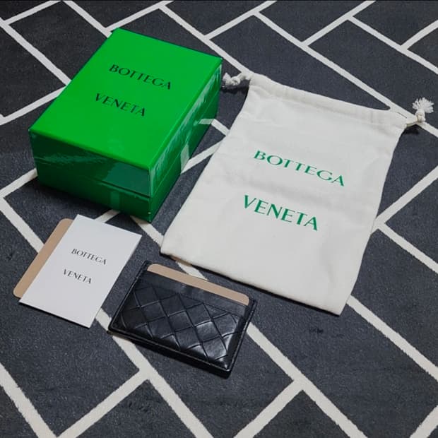 보테가베네타 카드지갑