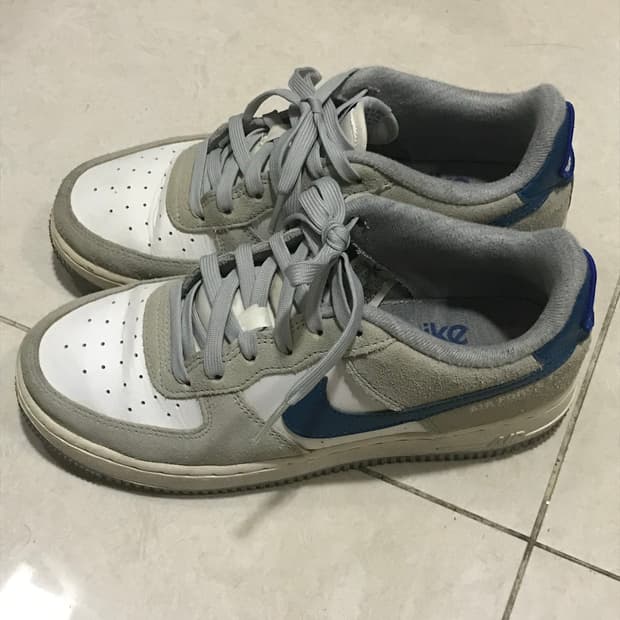 (245) 나이키 에어포스 1 로우 애슬래틱 클럽 라이트 스모크 그레이