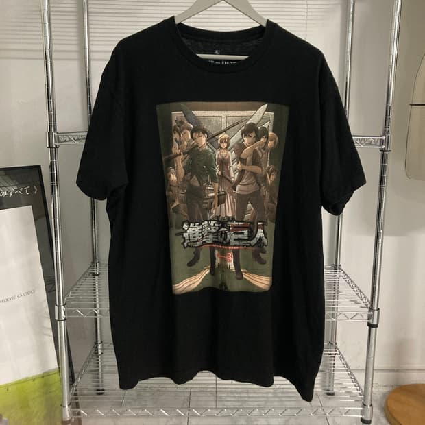 진격의거인 오피셜 애니메이션 티셔츠