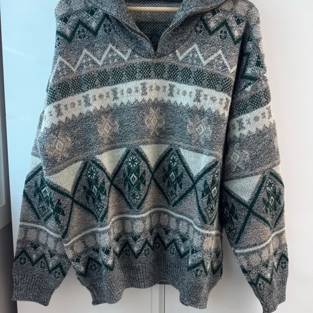 빈티지 패턴 니트