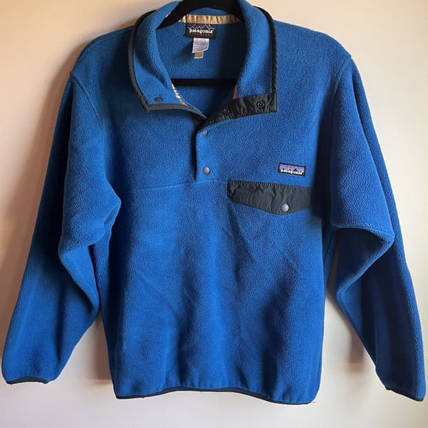 00s 파타고니아 신칠라 스냅-T 블루/블랙