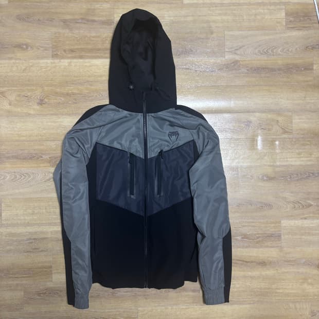 베넘 레이저 3.0 트랙 자켓 블랙그레이