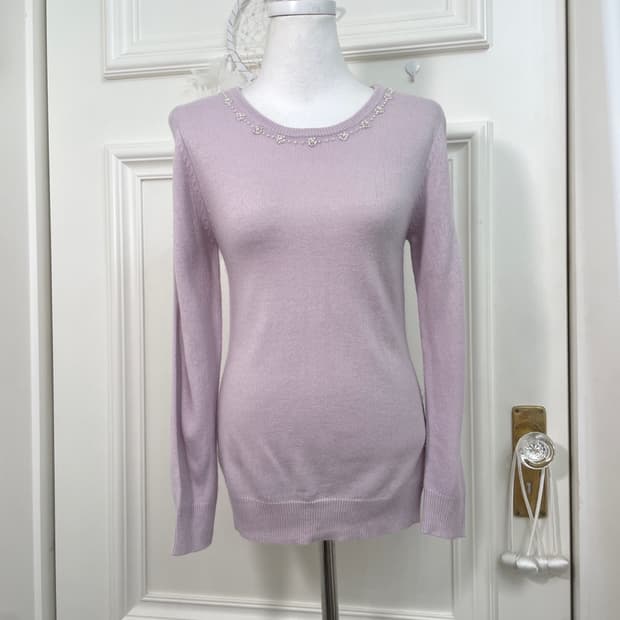 pink lavender neck beads point slim knit