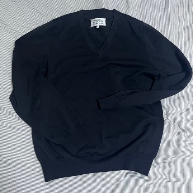 메종마르지엘라 v넥 니트