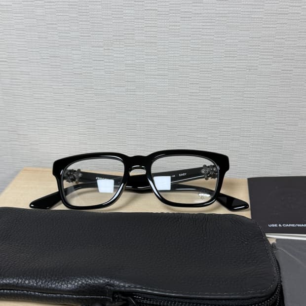 크롬하츠 뿔테 안경 easy 블랙 실버 새상품 (단종 레어)