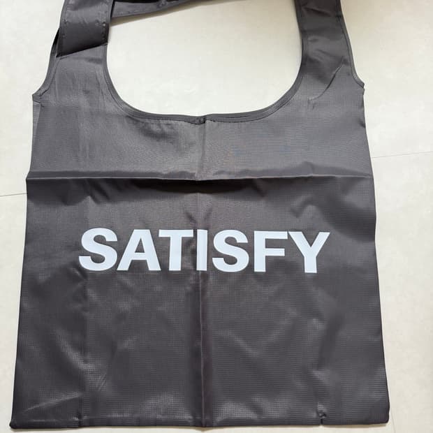 satisfy 새티스파이 토트백